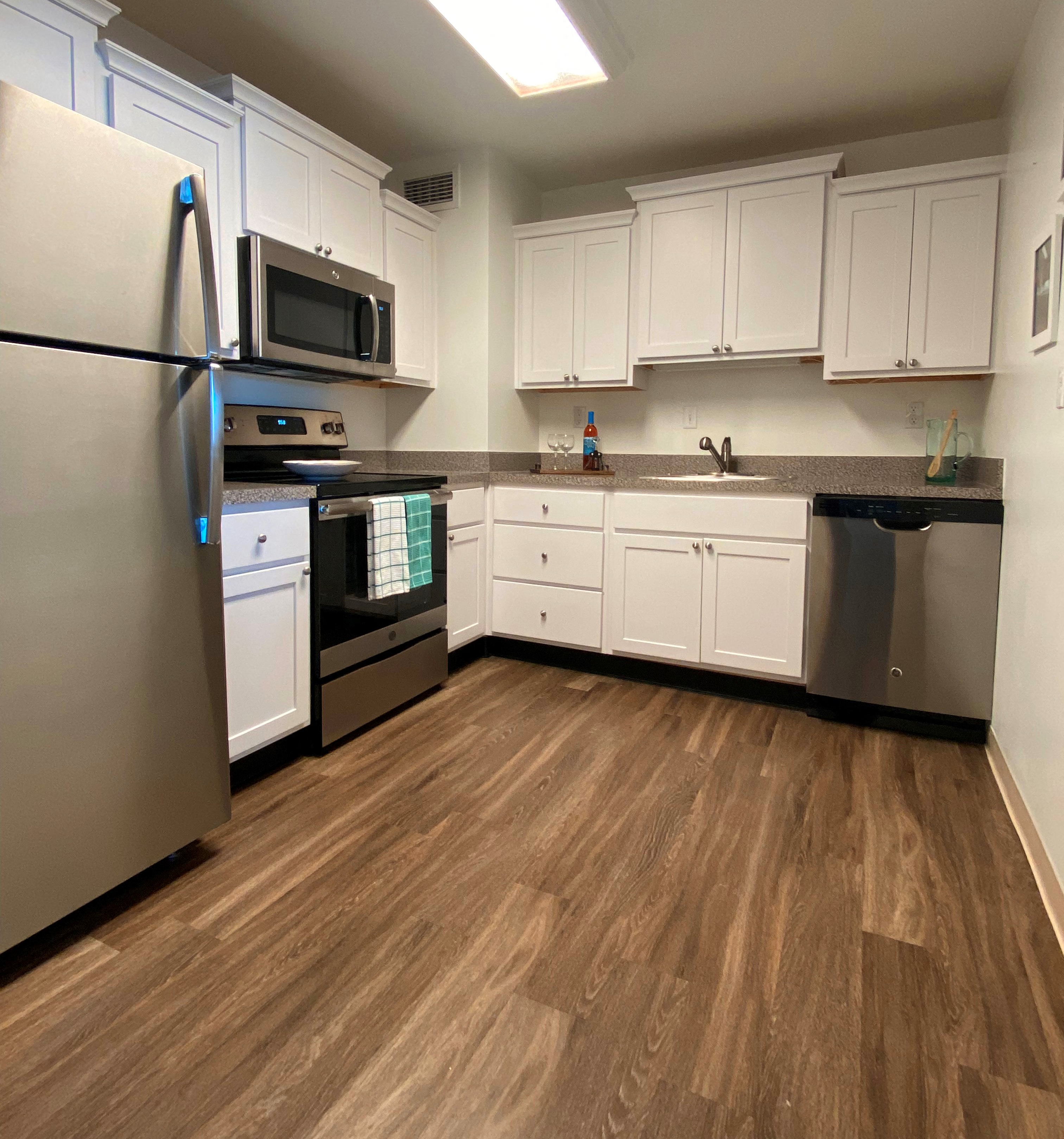 Harbor Tower Apartments